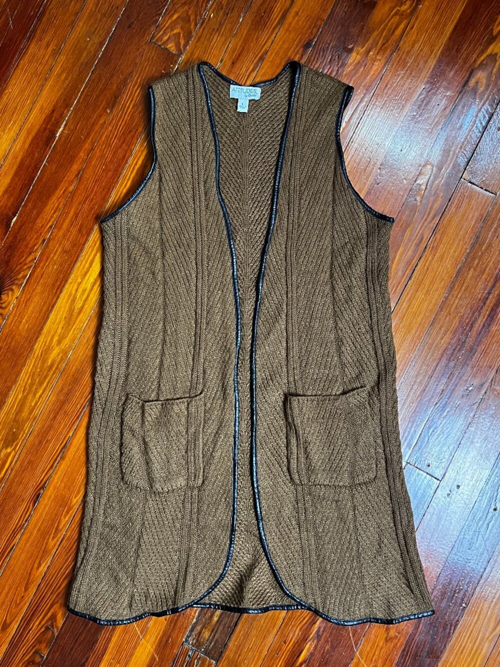 Duster Vest - Picture 15 of 16